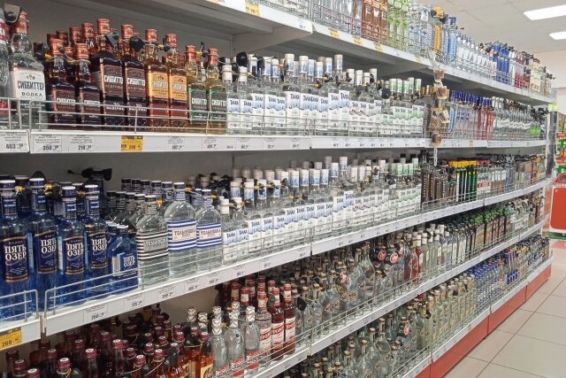    Алкоголь Анна Рыжкова (с) ИА REGNUM