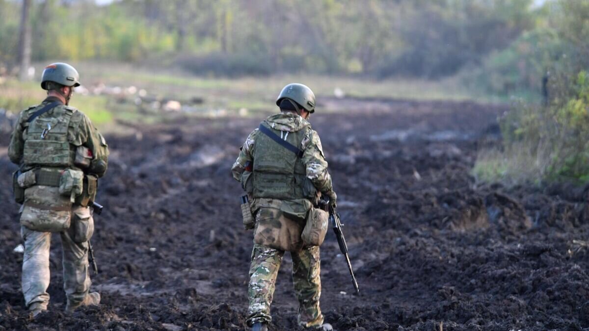    Бойцы НМ ЛНР в зоне проведения специальной военной операции в Донецкой области© РИА Новости / Виктор Антонюк