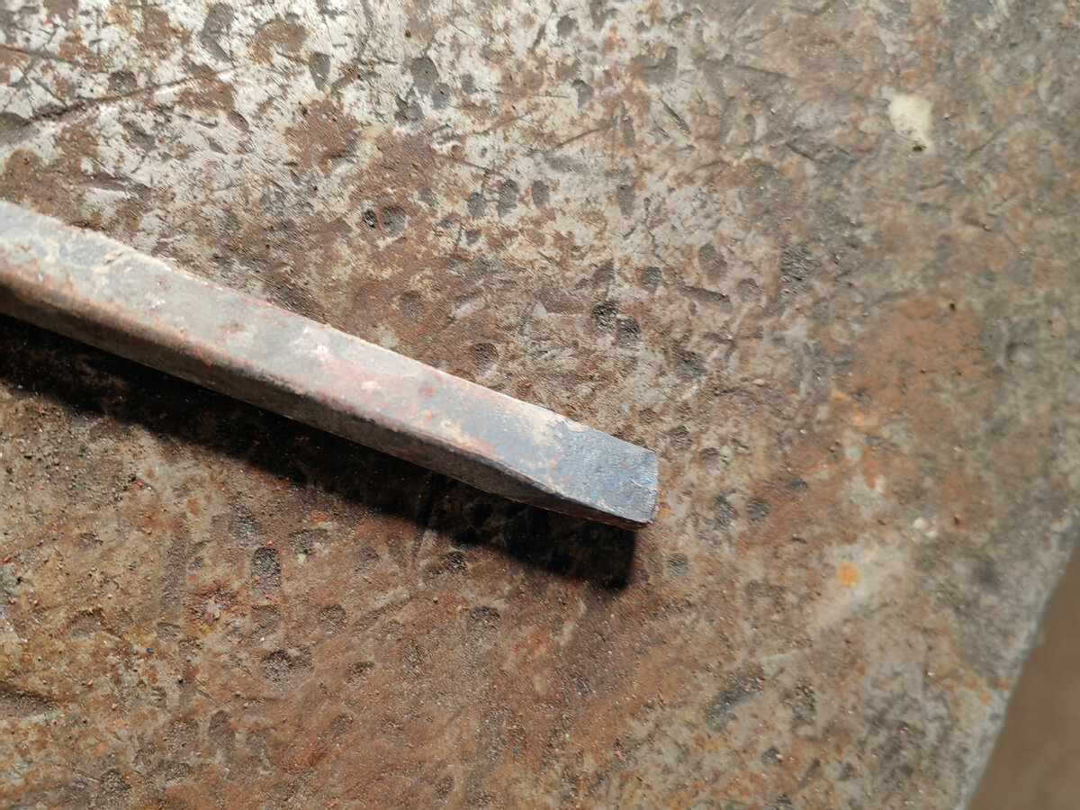 Собственно прут из которого и будет изготавливаться наконечник стрелы.