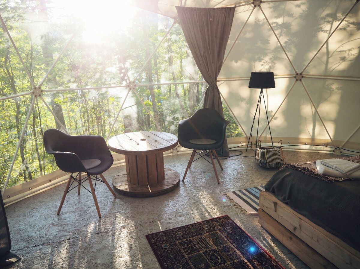 Фото: hillsandhuts.com