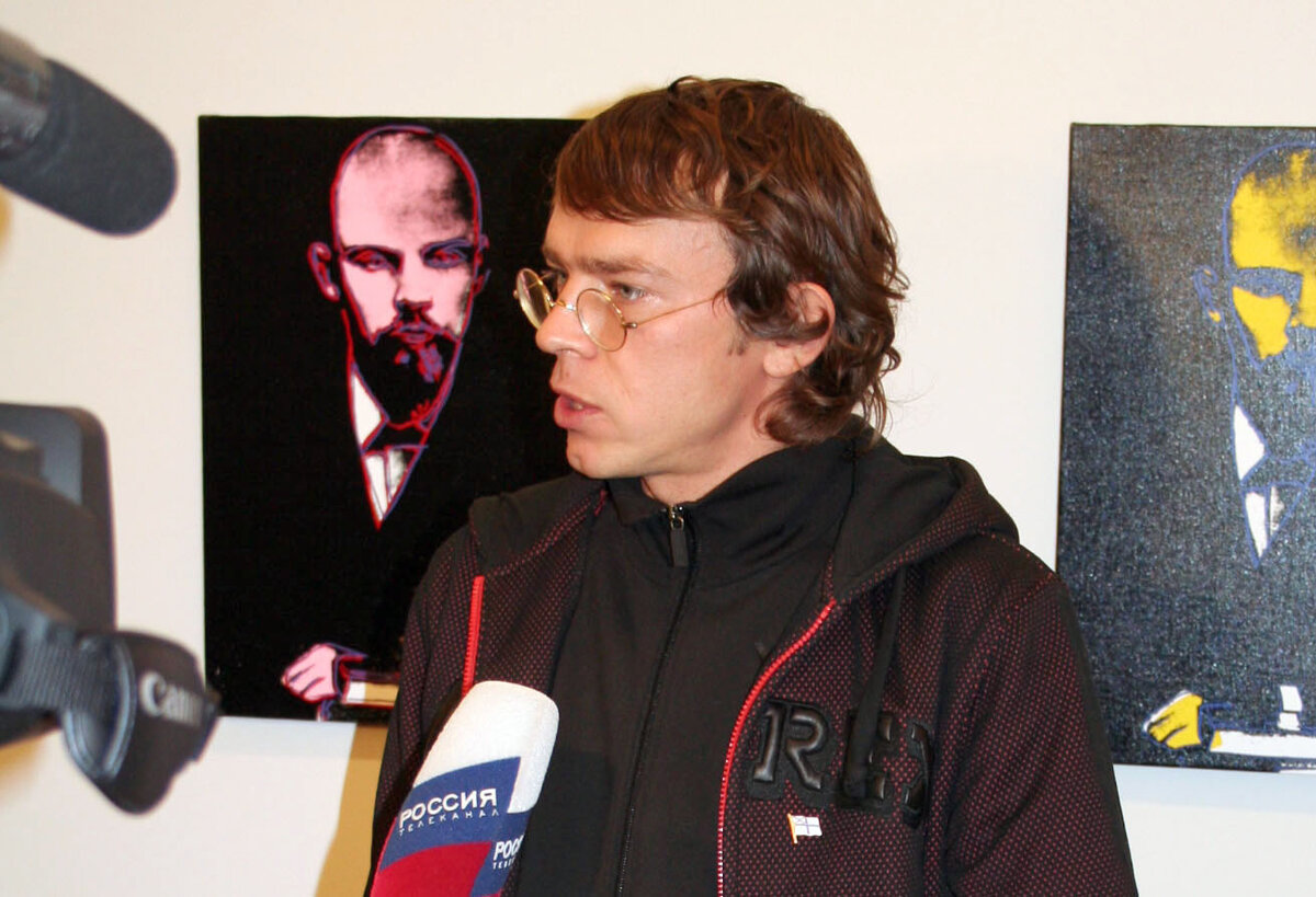 Сергей Бугаев (Африка) на открытии выставки Энди Уорхола. 2005.