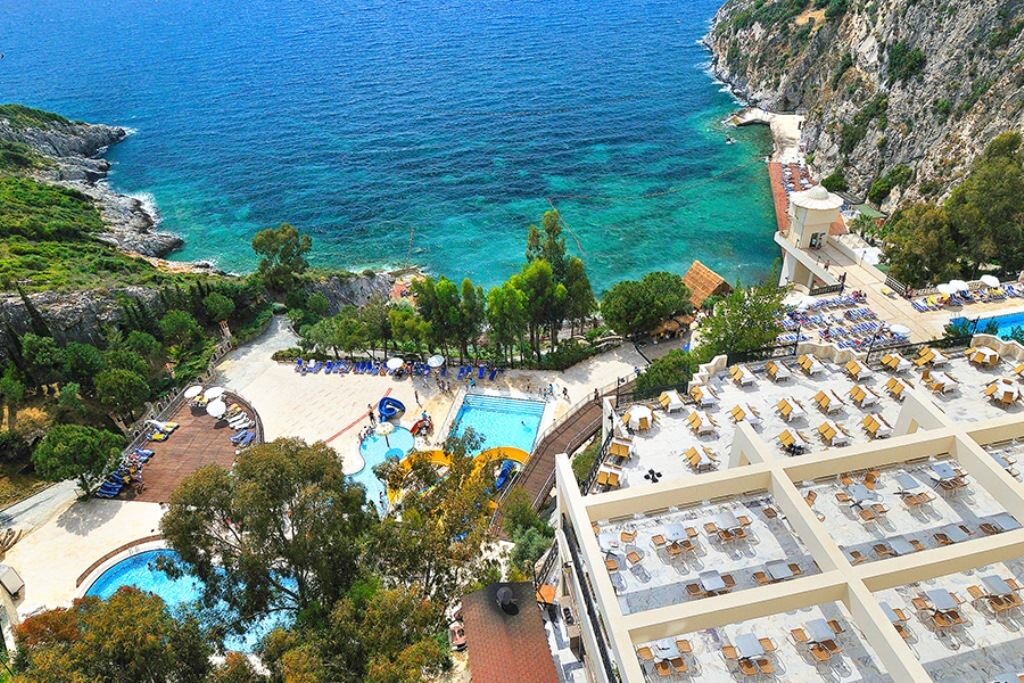 LADONIA HOTELS ADAKULE 5*