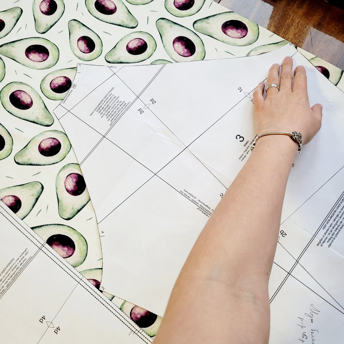 Впритык…😬