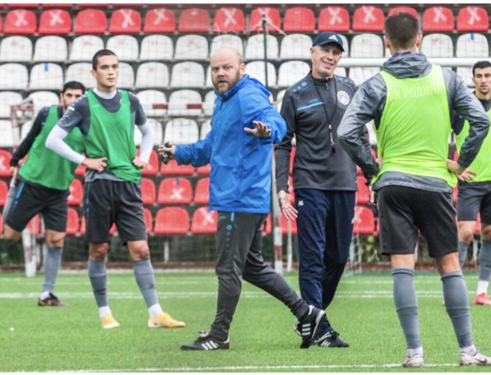 Денис Бояринцев на тренировке "Родины". Фото fcrodina.com