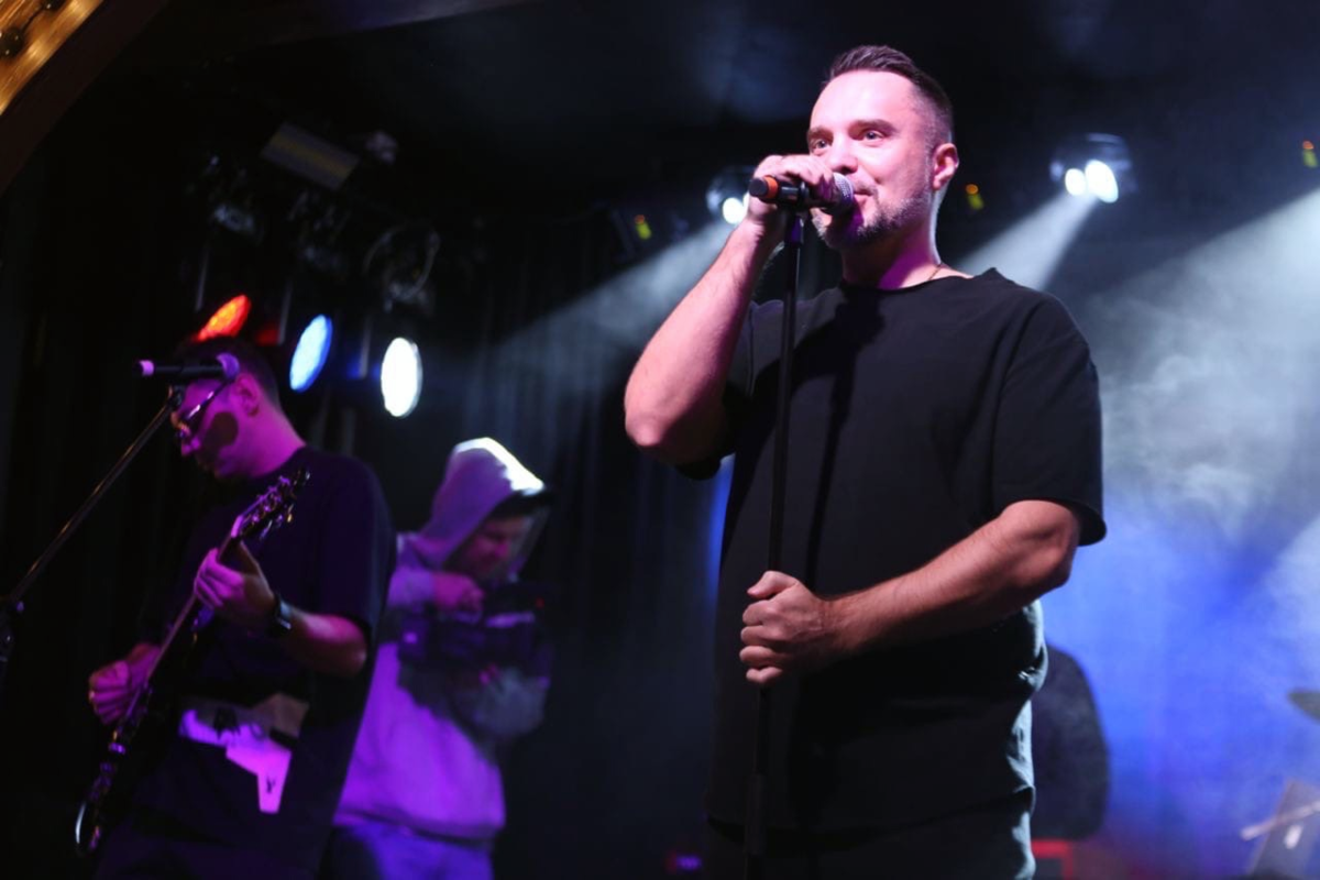 У Руслана хорошие вокальные данные