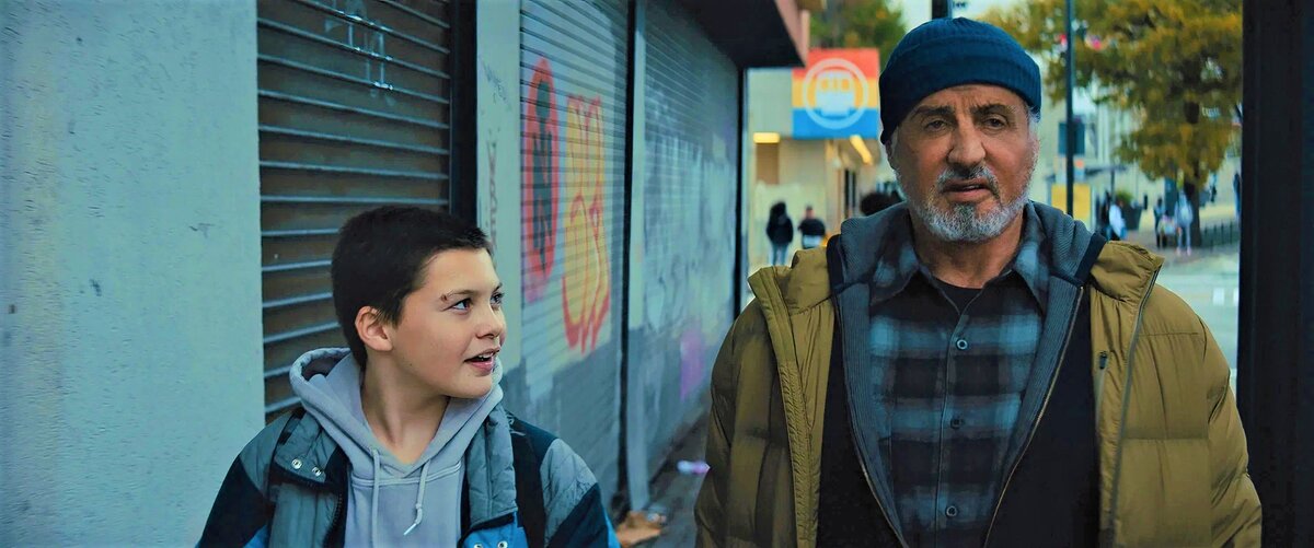 Кадр из фильма Самаритянин. Источник: imdb.com 