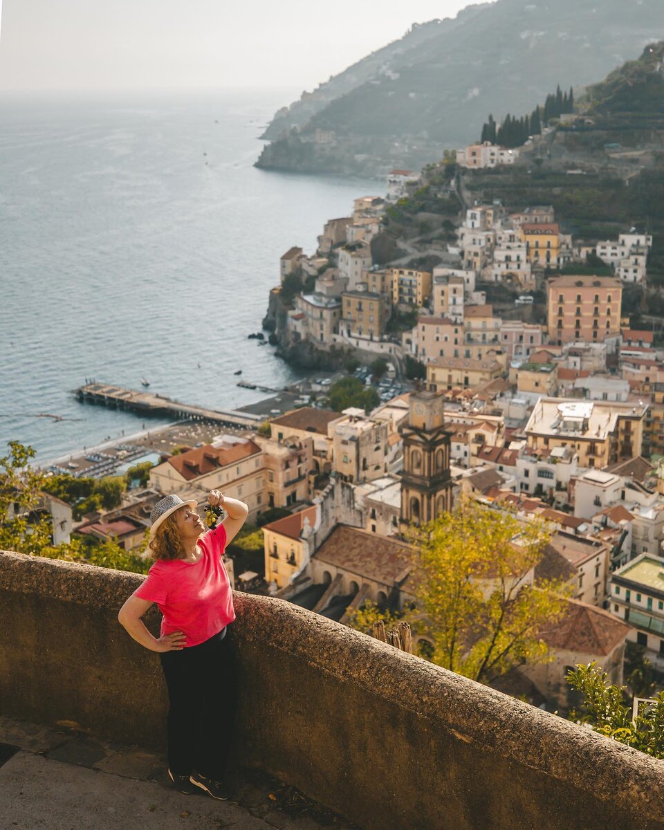 Мама на Амальфитанском побережье.