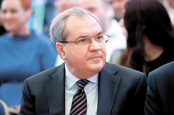    Глава СПЧ Валерий Фадеев призвал взвешенно оценивать работу военкомов