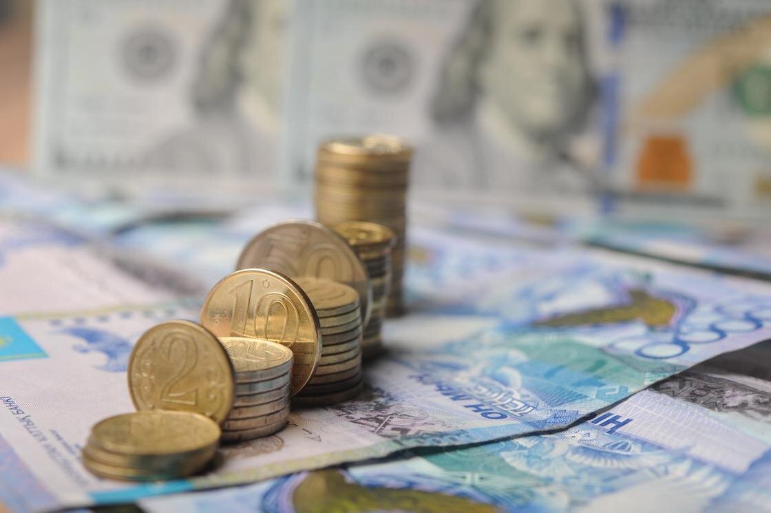    Монеты и банкноты тенге:NUR.KZ / Владимир Третьяков