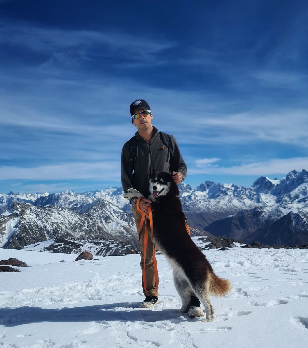 С хаски на Эльбрус🗻. Финал нашего необычного путешествия на Кавказ | In  Dogs we Trust | Дзен