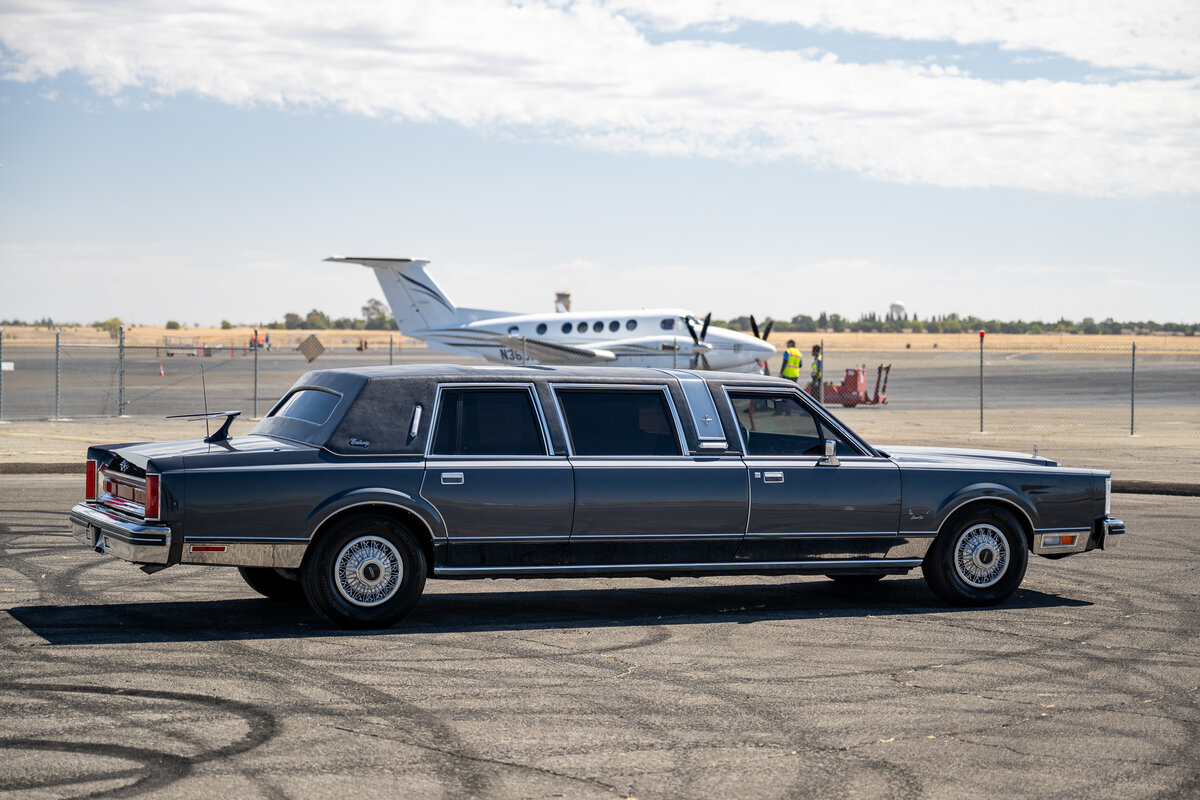 Lincoln Town car 1984