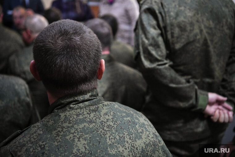    Ошибочная мобилизация произошла из-за того, что в военкомате была старая информация о мужчине