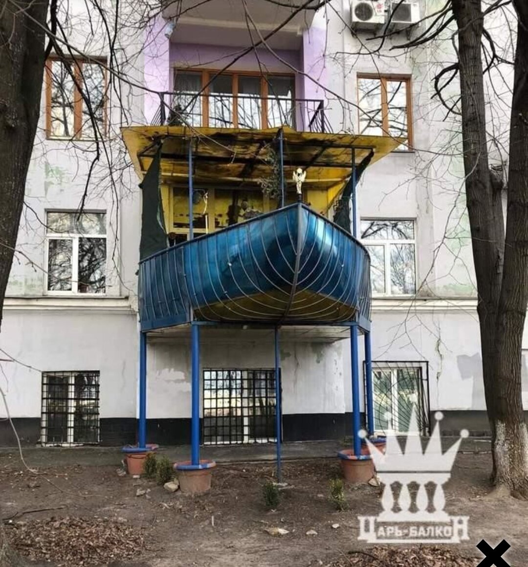 Необычные балконы в россии фото