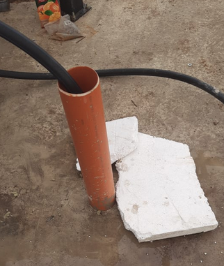 Выход трубы канализации