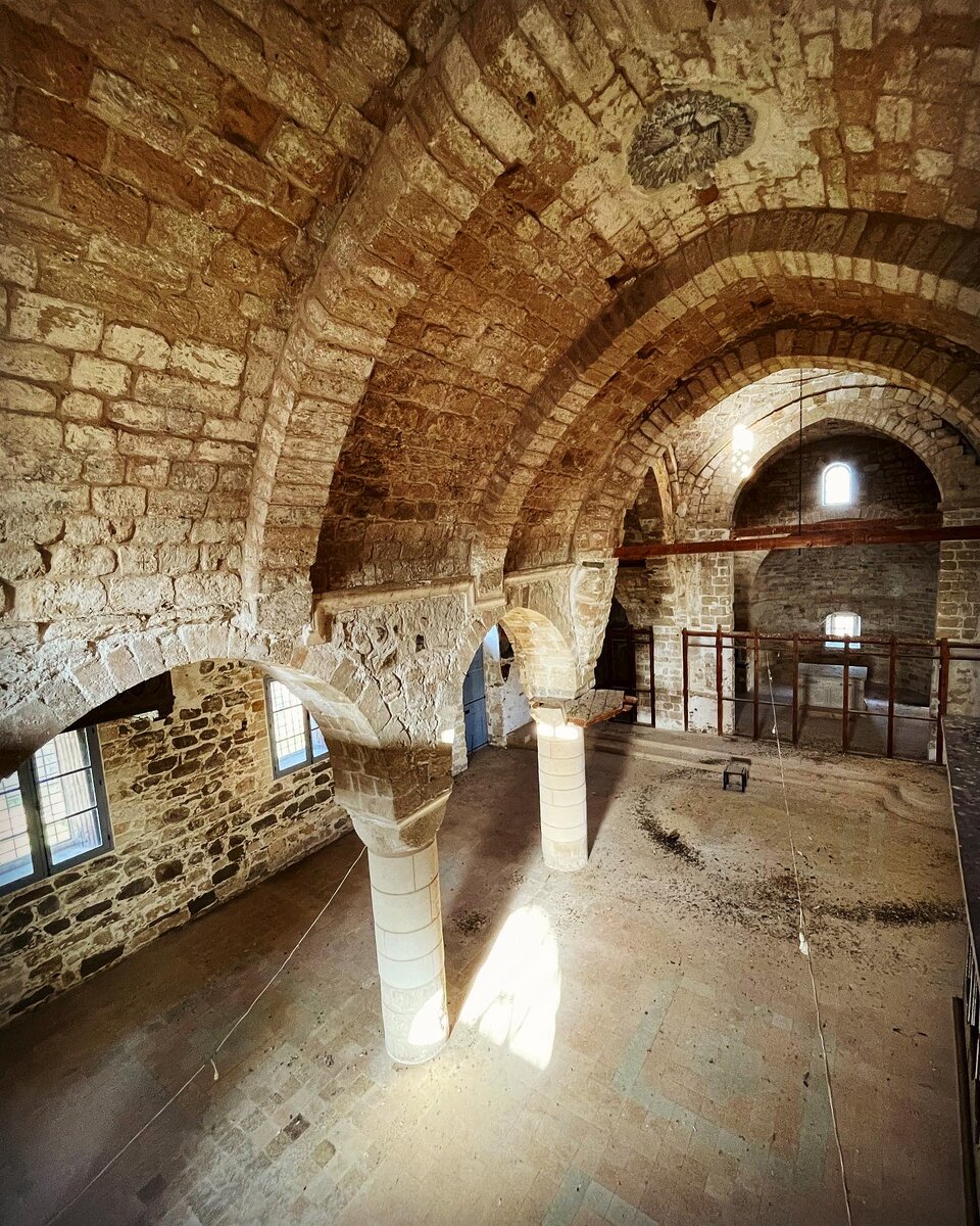 Заброшенная греческая церковь. Лефконико. Северный Кипр.