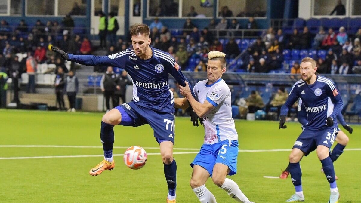    Игровой момент матча "Оренбург" - "Факел"© пресс-служба ФК "Оренбург"