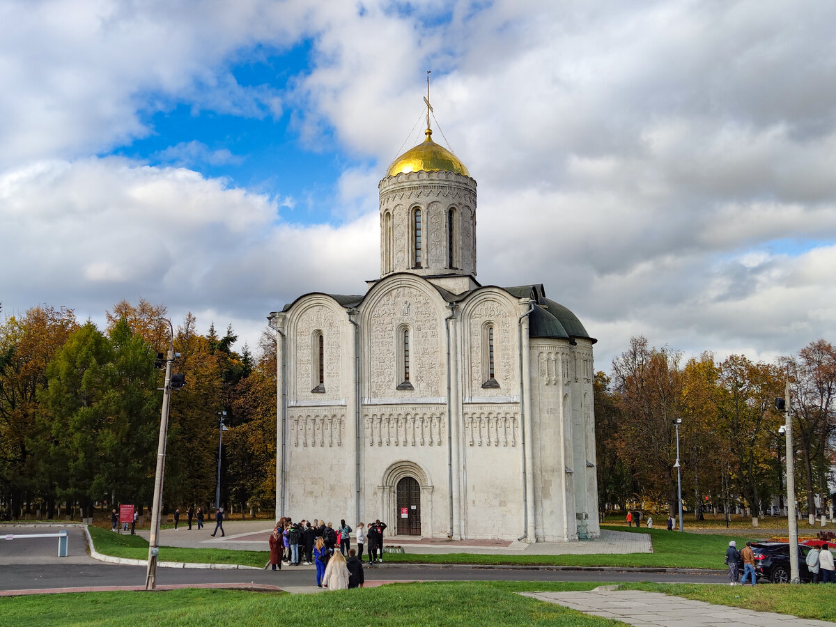 Загадки Дмитриевского собора во Владимире | Петров.Путешествия | Дзен