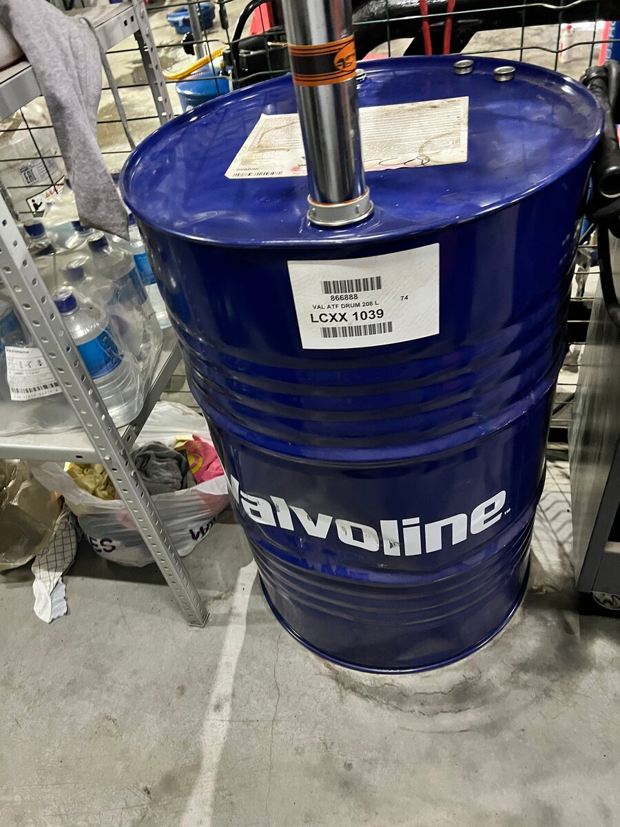 Tucson замена масла в акпп. Масло Valvoline бочка. Масла в бочках от Valvoline