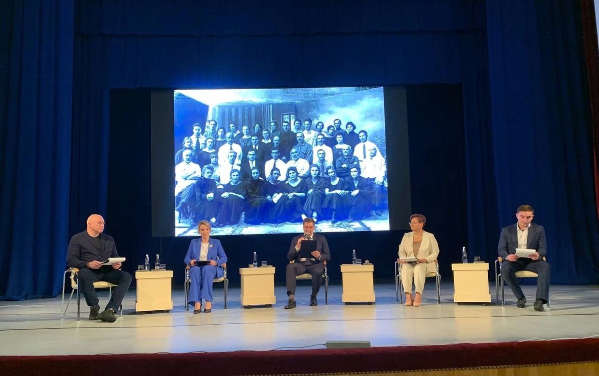  📷    Оренбургская областная клиническая больница будет носить имя Василия Войнова Марина Шарт