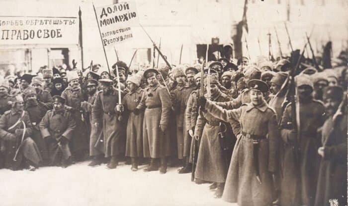 Митинг в Петрограде, 1917