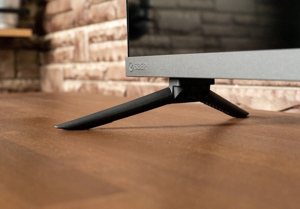    … или установить на изящную подставку.