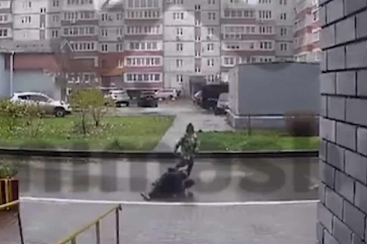    Школьники избили мальчика из-за телефона в Дзержинске