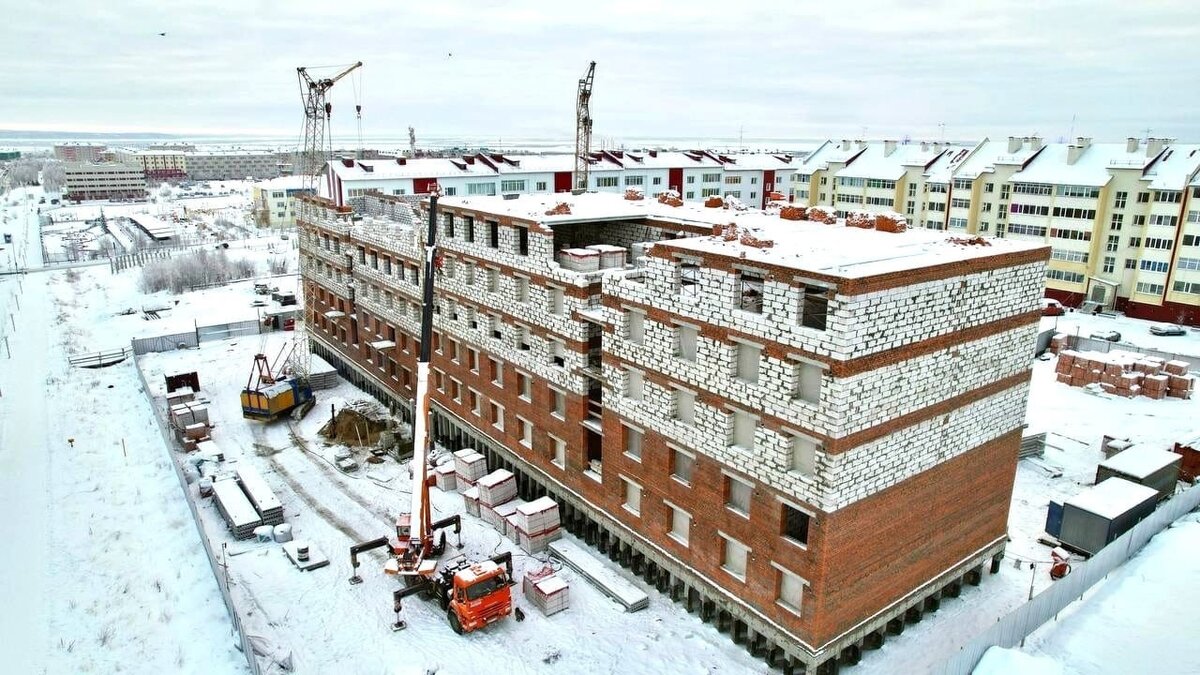    В Лабытнанги начали готовить площадку под строительство пятиэтажного дома