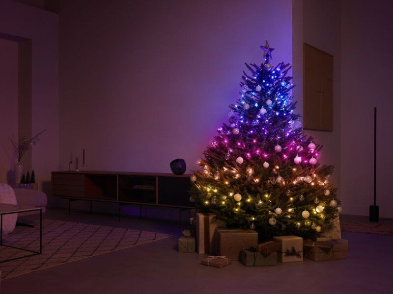    Умная гирлянда Philips Hue Festavia управляется со смартфона и стоит $160