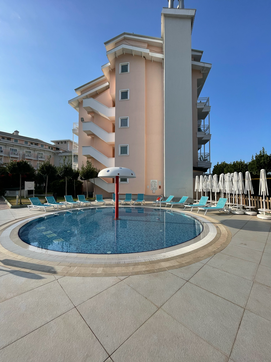 Зона для малышей