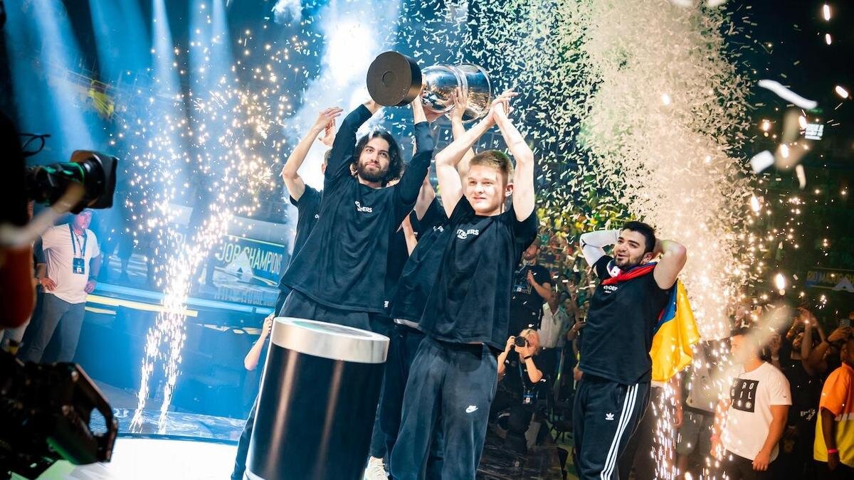    Команда Virtus.pro по CS:GO:hltv.org
