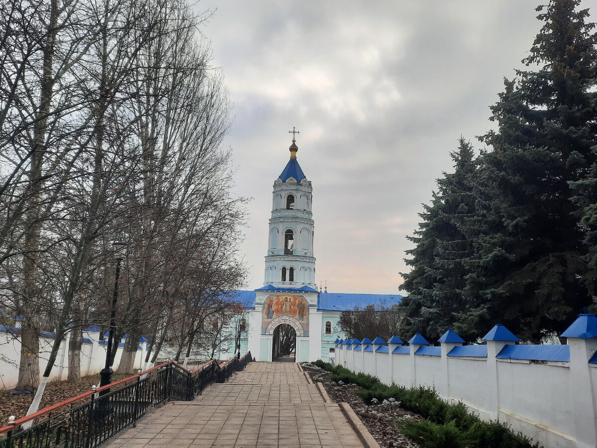 Вот она моя "дорога к храму". Фото автора. 