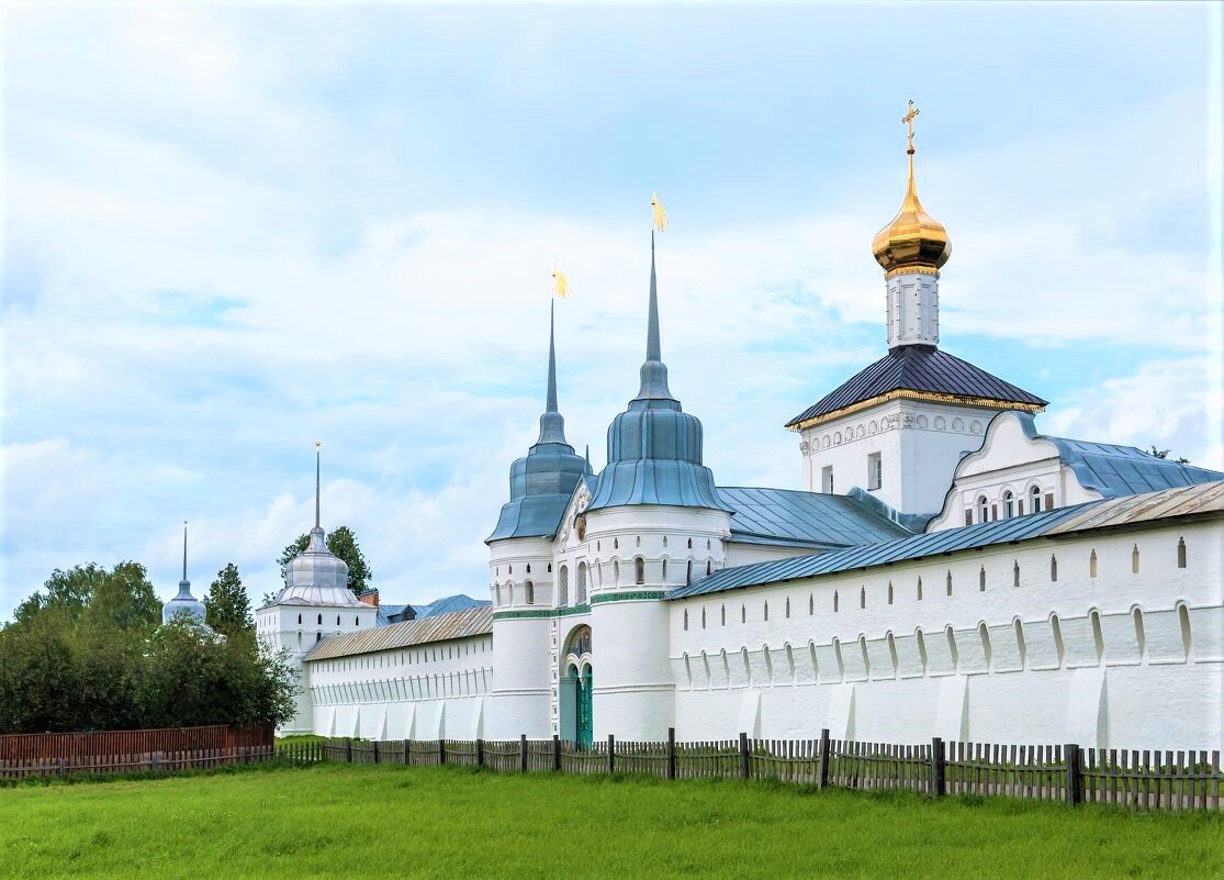 Толгский женский монастырь. Толга монастырь Ярославль. Ярославский женский Толгский монастырь. Ансамбль Толгского монастыря Ярославль. Толгинский монастырь в Ярославской области.