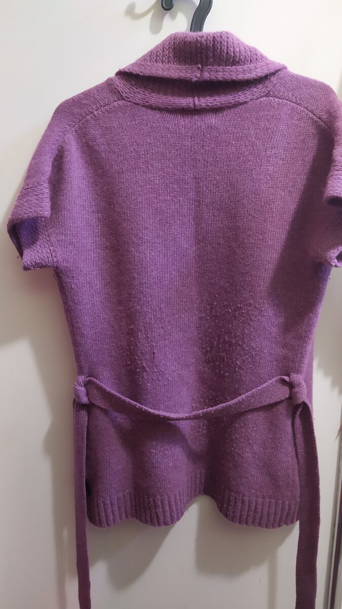 Кардиган Mer du Nord. Катышки даже сзади.