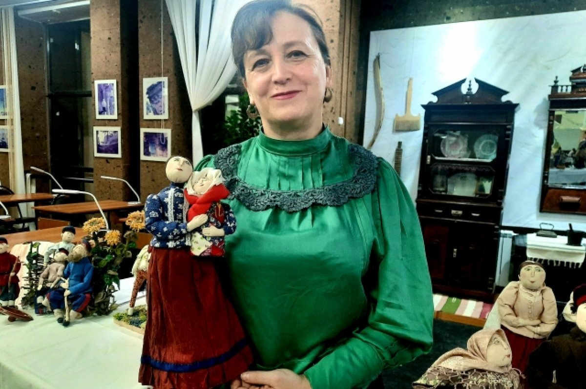    Казак не без счастья. В Ростове у «жалмерок» даже куклы с характером