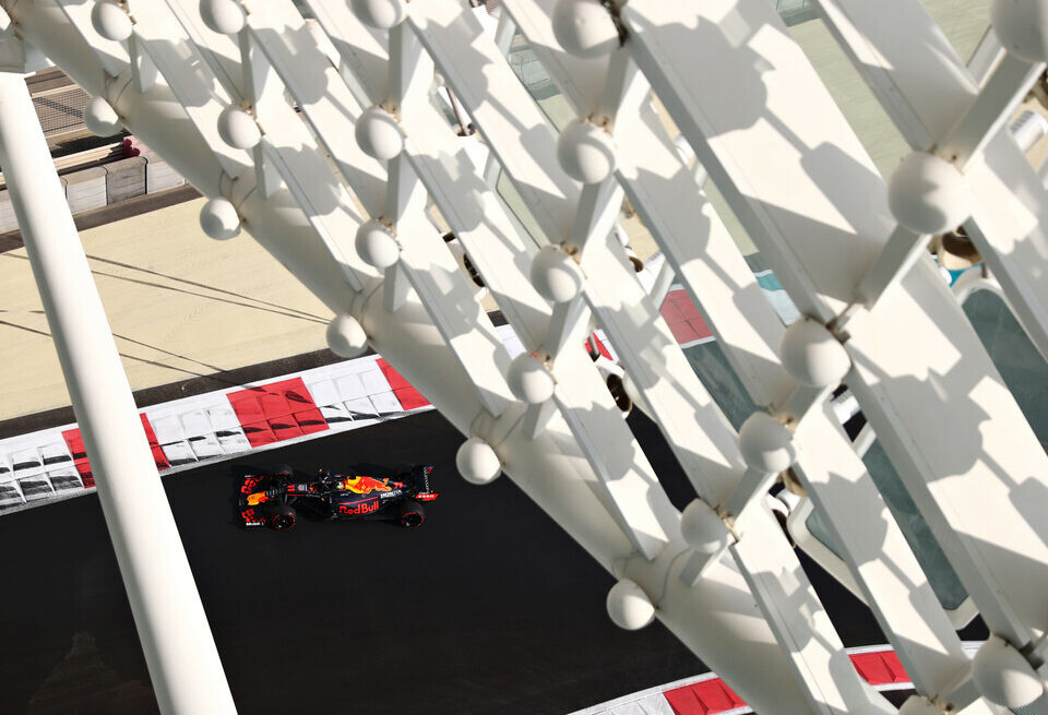    Прямая трансляция первой тренировки Гран При Абу-Даби. Начало в 12:55 по мскGetty Images / Red Bull Content Pool