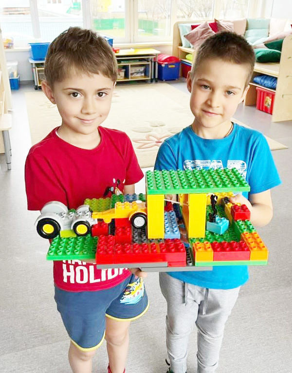 Листайте вправо, чтобы увидеть больше изображений