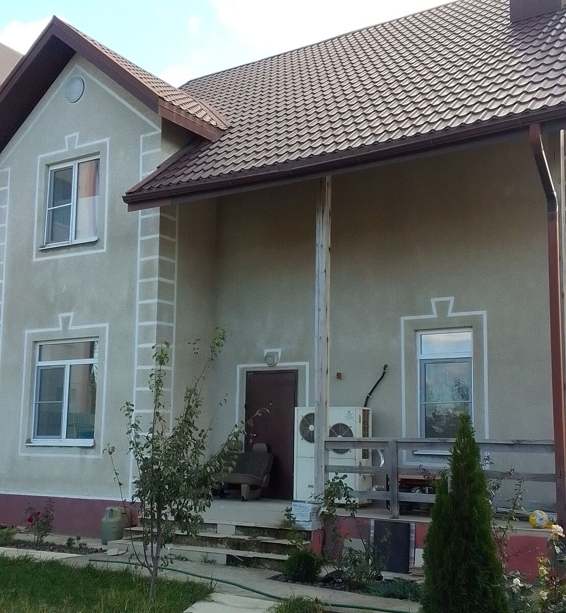 Дом клиента 250м2 с установленным тепловым насосом АТМОТЕРМ. 