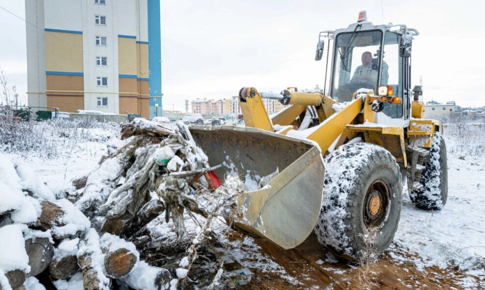   В Салехарде в 2023 году планируют убрать более 30 свалок и установить 10 фотоловушек