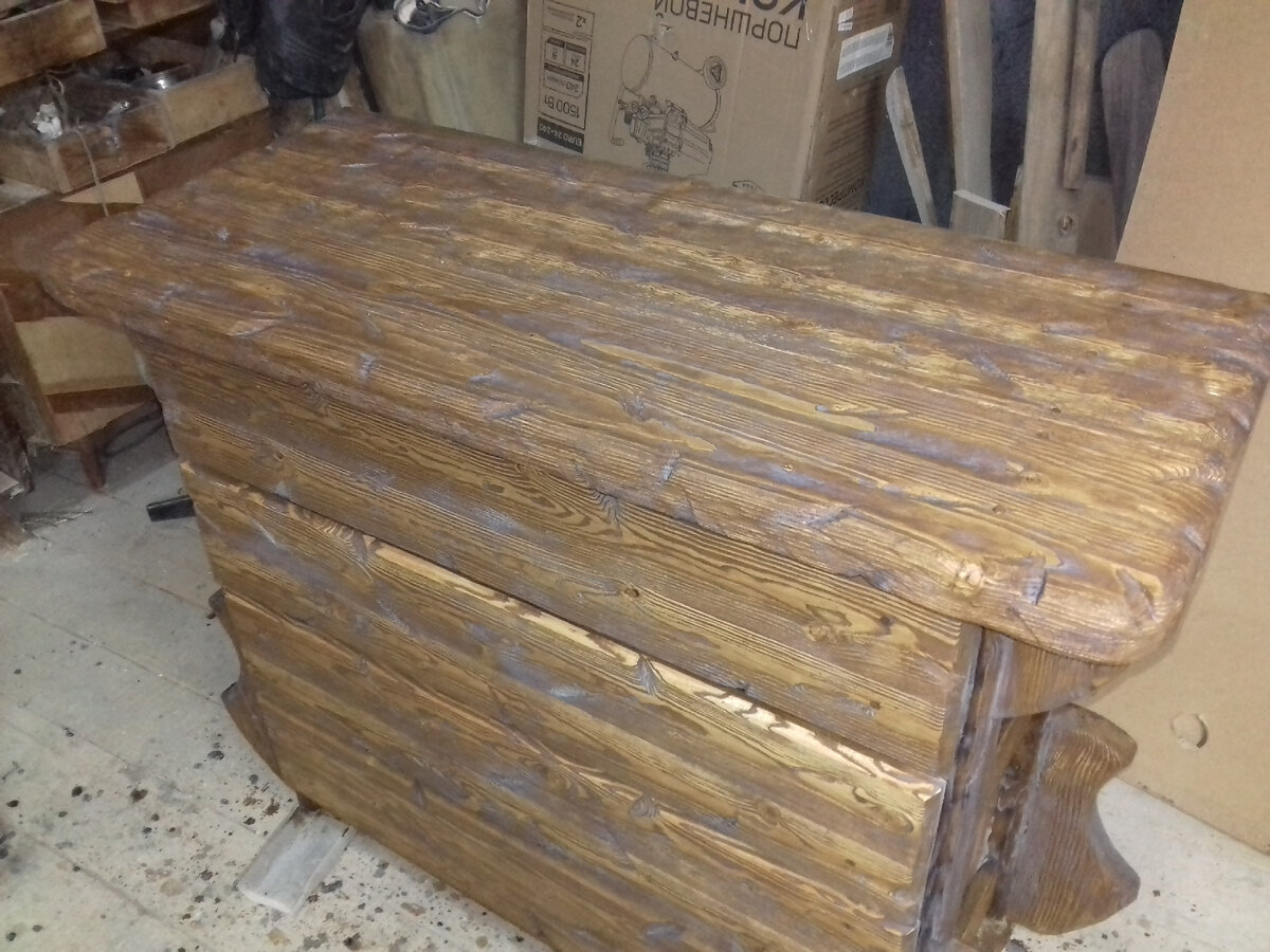 Комод состаренный