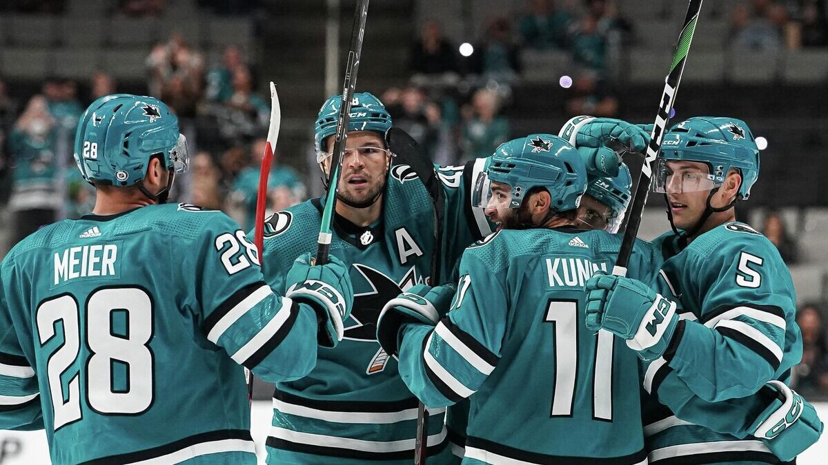    Хоккеисты "Сан-Хосе Шаркс" в матче НХЛ© пресс-служба клуба "Сан-Хосе Шаркс"