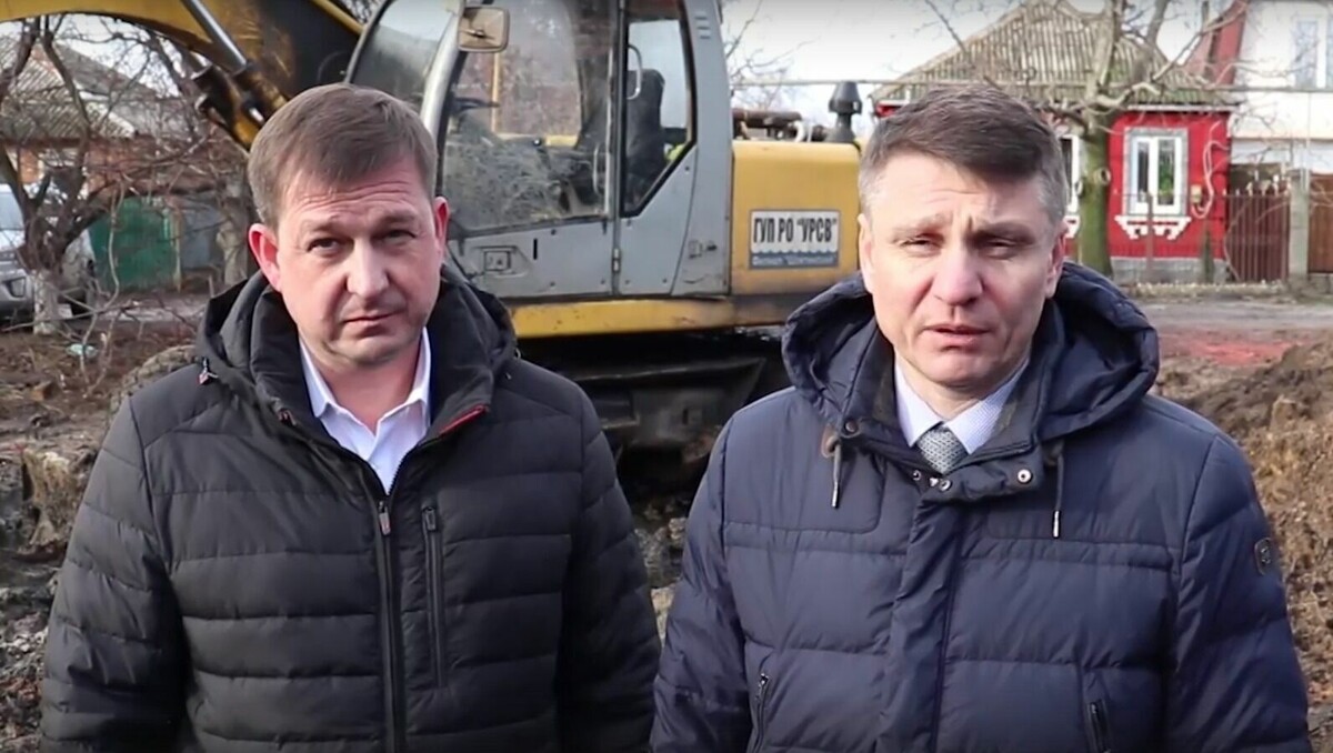     В Шахтах Ростовской области у части жителей отключили водоснабжение, сообщил сити-менеджер города Андрей Ковалев.