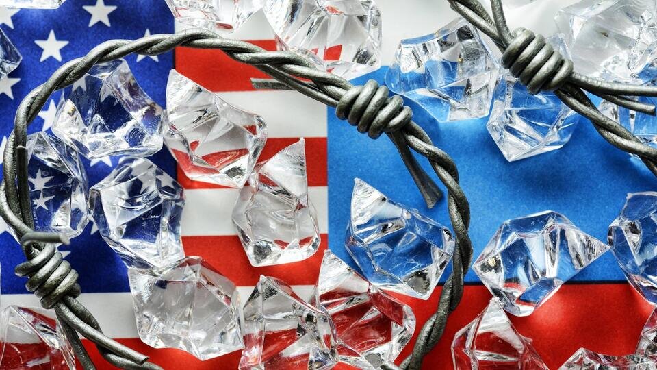     Посольство РФ в США назвало новые санкции бессильной злобой Вашингтона Global Look Press/imago stock&people