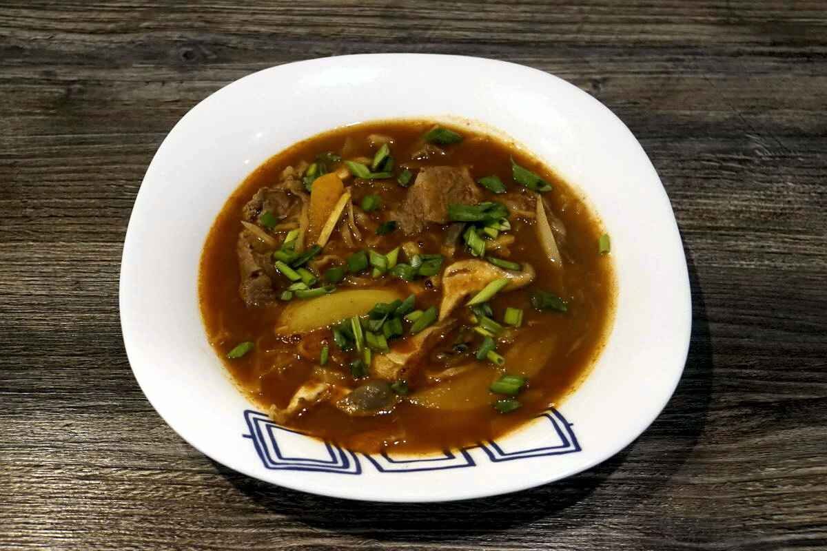 Острая похлебка с мясом и овощами (Doenjang Jjigae) - корейский рецепт  кайпай | Kaipai Food | Дзен