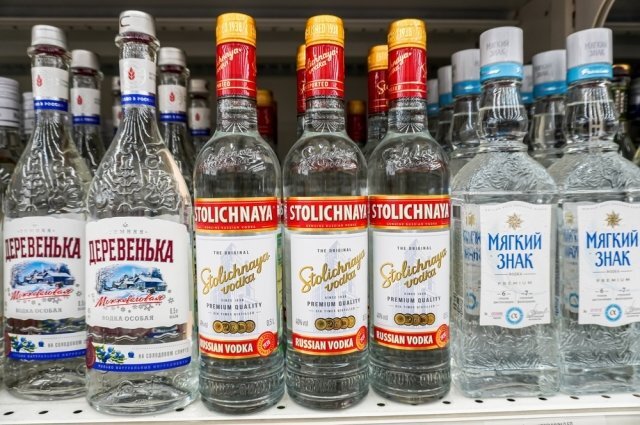    Подешевеет ли водка в России?