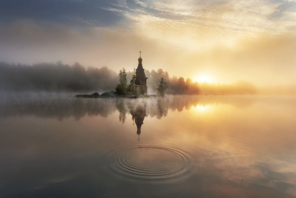 Круги на воде. Фотограф Эдуард Гордеев