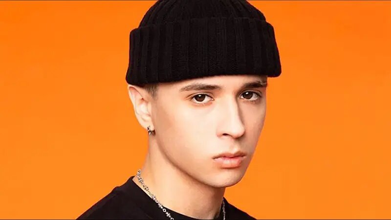    Слава Марлоу / Социальные сети артиста