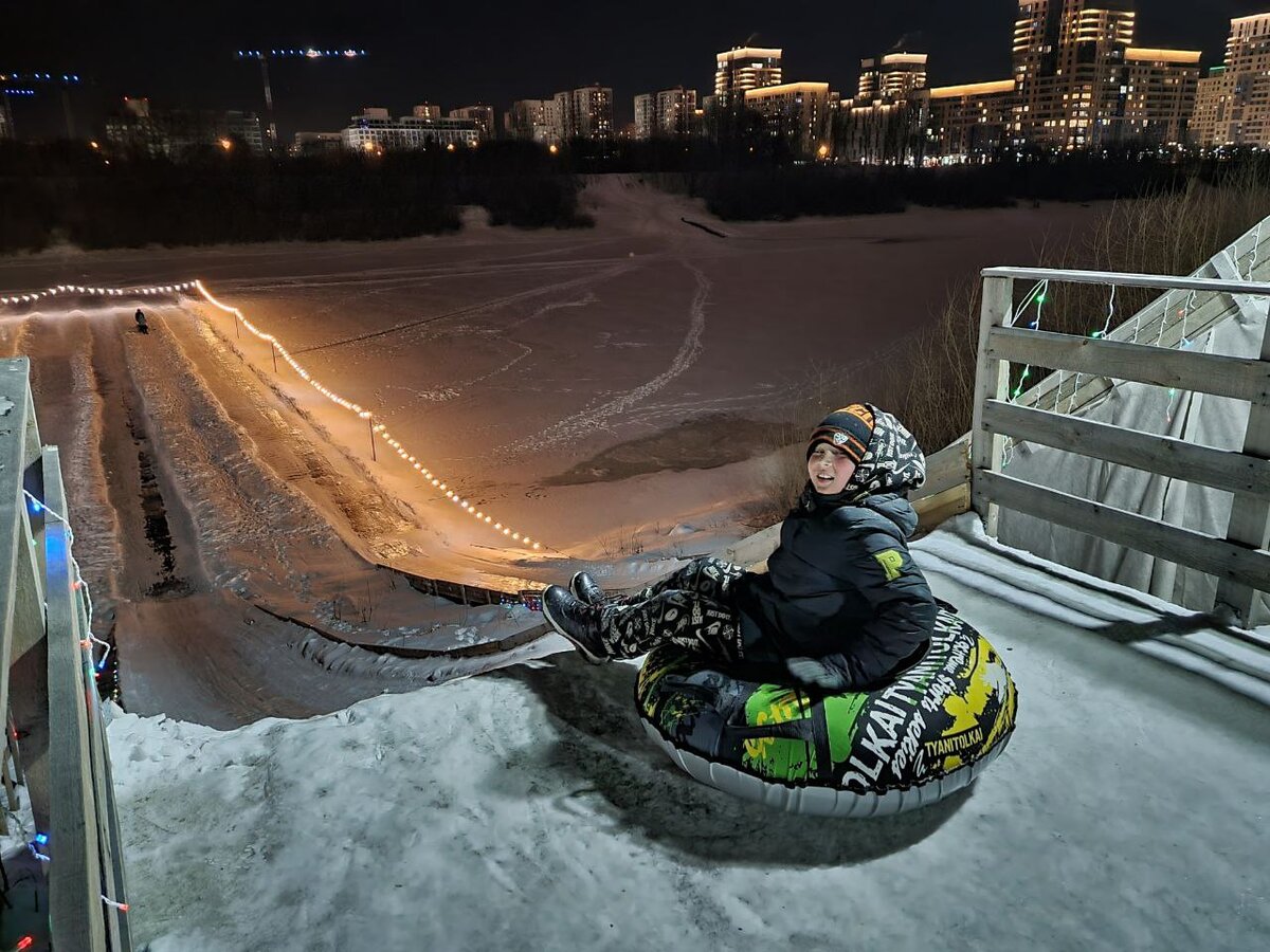 Где покататься на коньках и горках не выезжая из Тюмени | Visit Tyumen |  Дзен