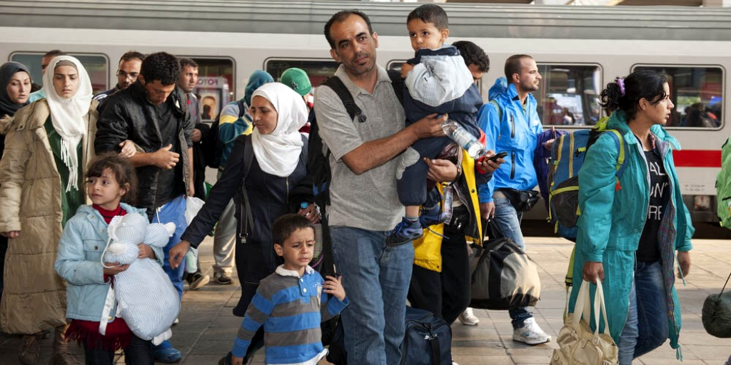 Власть не успевает реагировать на проблемы. Внутренний фронт оголён и ...