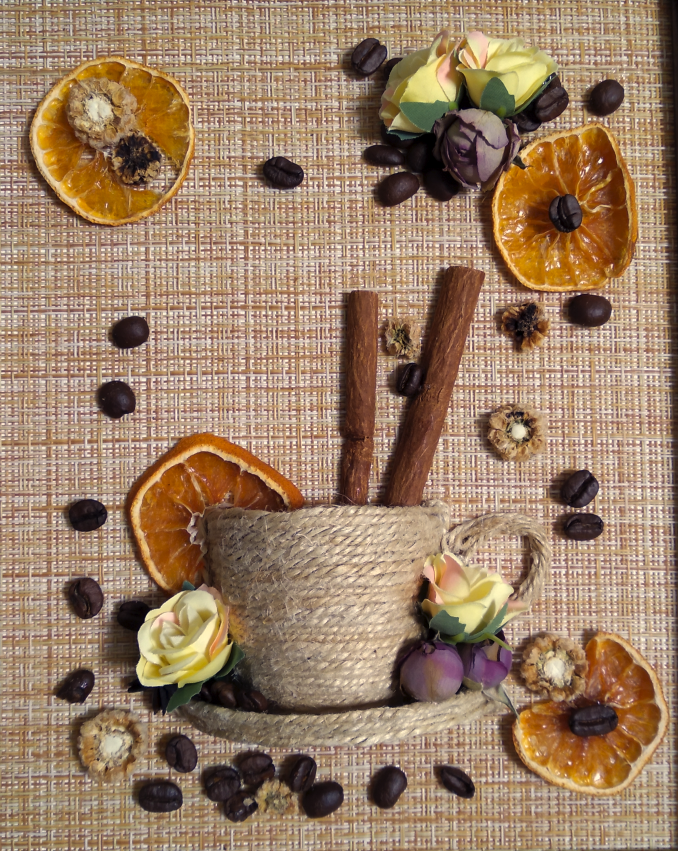 Элемент декоративного панно из природных материалов. Фото автора