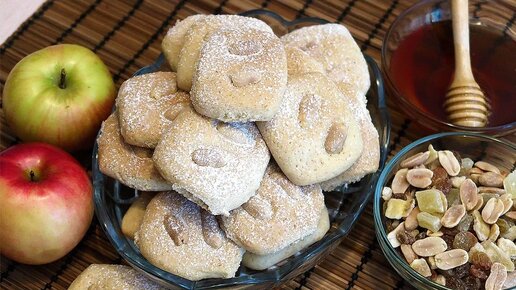 Медовое рассыпчатое печенье с арахисом